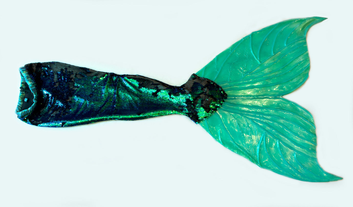 Professional hybrid mermaid tail in sequins and silicone, caudal fin completely in silicone (dragon skin)