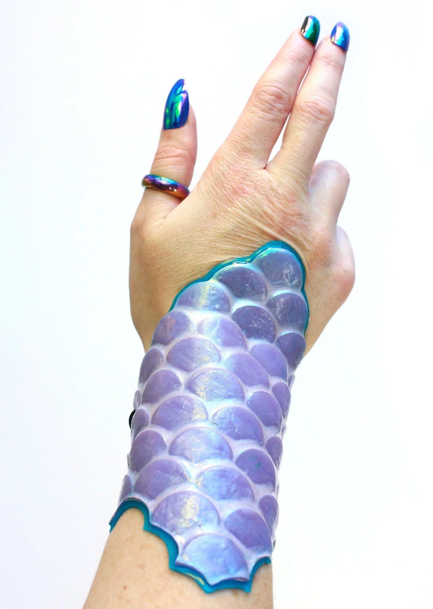 Mermaid scale bracelet, fish scales, silicone, unicorn, jewelry, accessory, waterproof, adaptable, resistant, Christmas gift