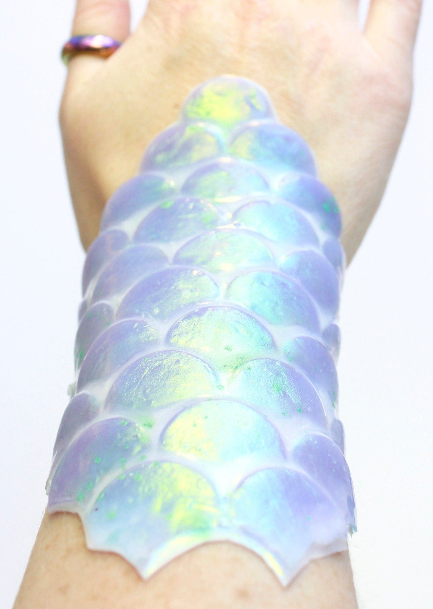 Mermaid scale bracelet, fish scales, silicone, galactic color, jewelry, accessory, waterproof, adaptable, resistant, Christmas gift