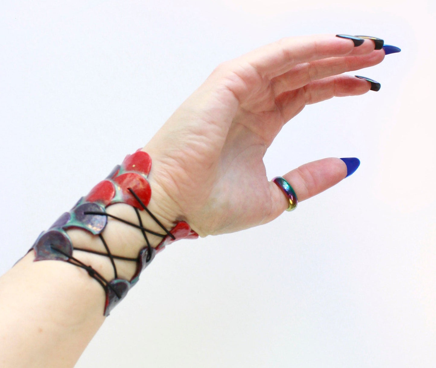 Mermaid scale bracelet, fish scales, silicone, Night of Christmas, jewelry, accessory, waterproof, adaptable, resistant, Christmas gift