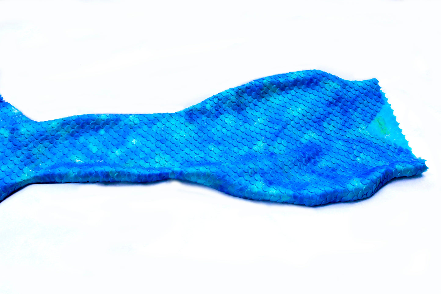 Mermaid tail completely in silicone (dragon skin, skin safe grade), with professional monofin inside.