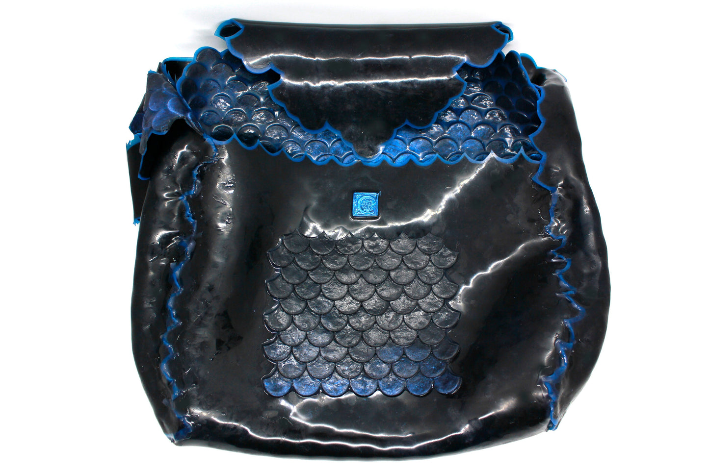 Sac bandoulière entièrement en écailles de silicone comme une sirène ou un dragon ou un poisson/unique