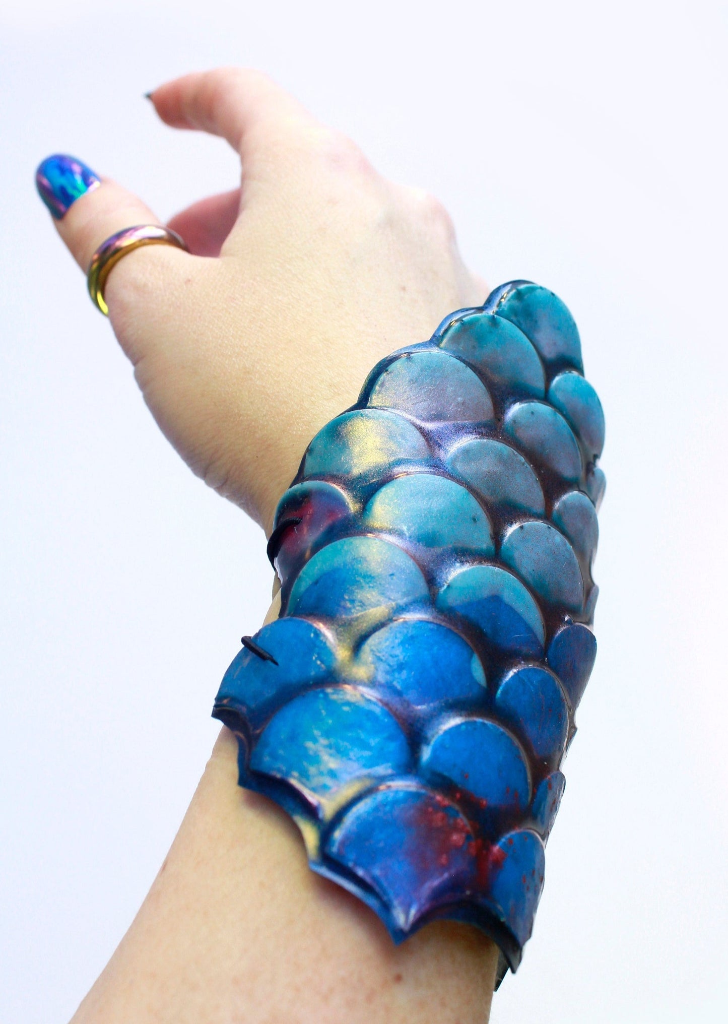 Mermaid scales bracelet: The Volcano of Water